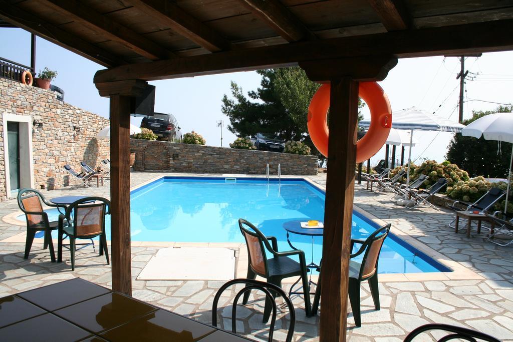 Hotel Vrionis Агиос-Димитриос Экстерьер фото